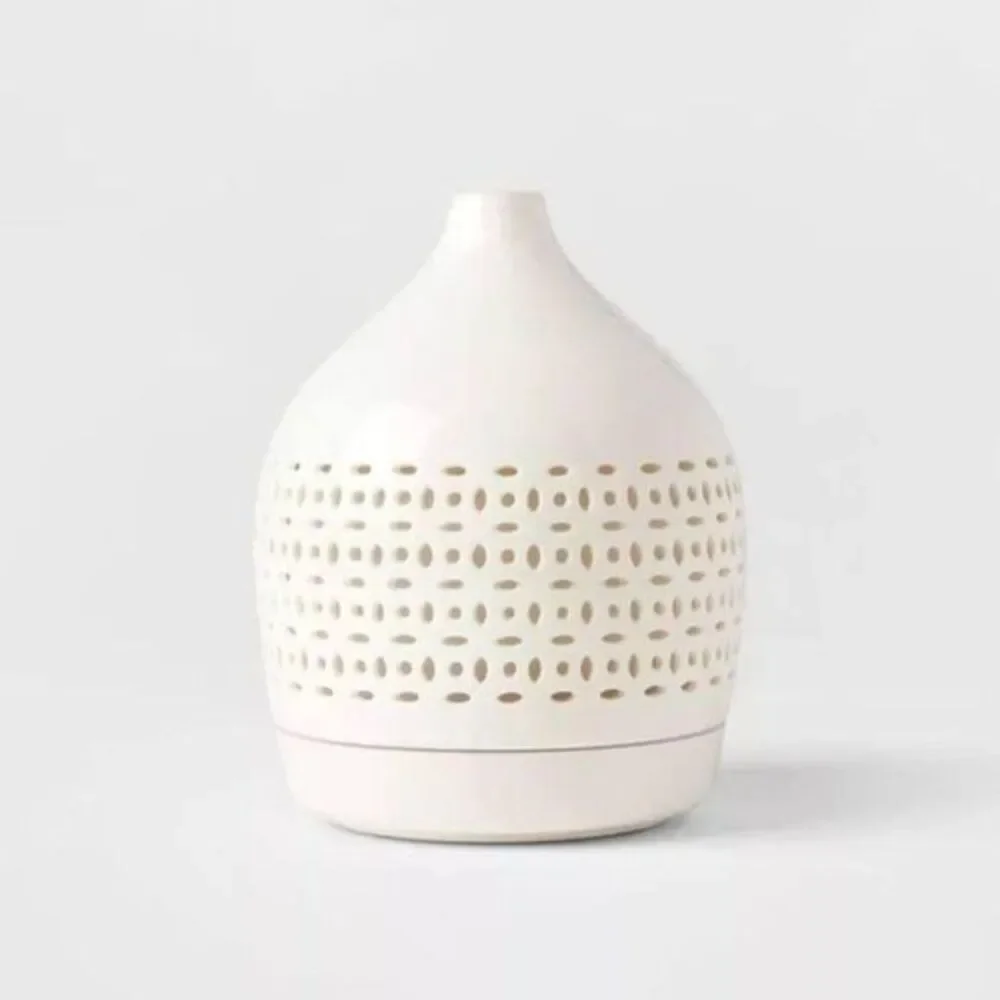 300ml Cutout Ceramic Color-Changing Oil Diffuser White Internal Light‎